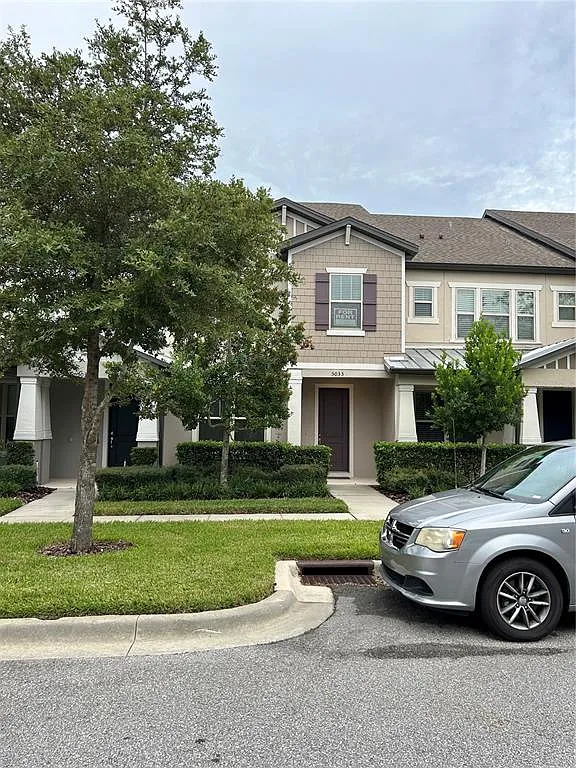 4 bed, 3.0 bath, 1825 sqft, $2,400 — Photo 2