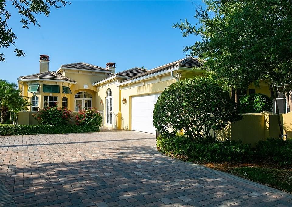 1st image of 1207 Islander Way