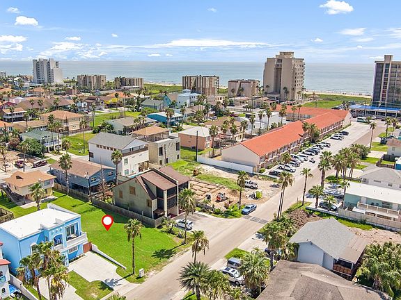 2nd image of E Dolphin St