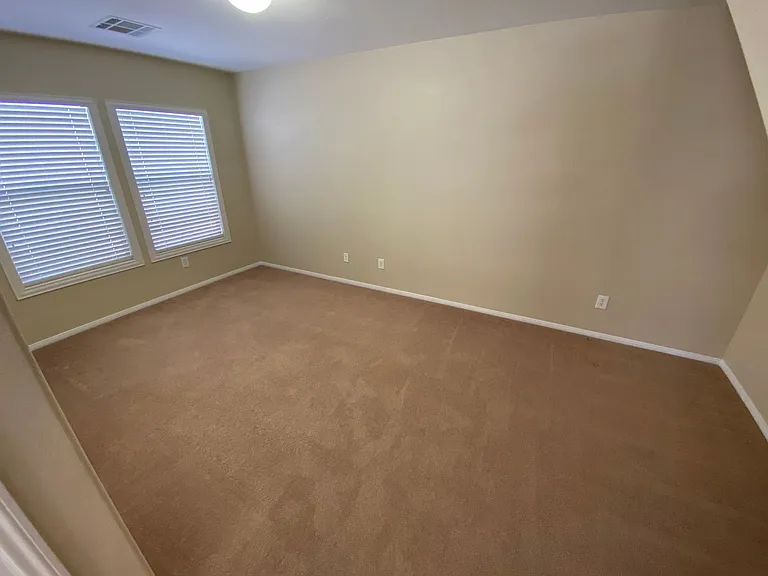 757 La Tosca St — Photo 7