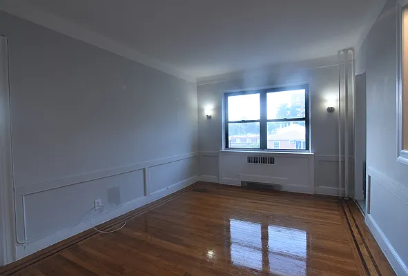 Rented by Zuz Realty | media 7