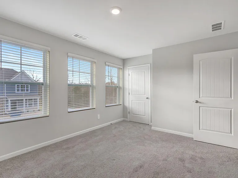 1303 Walker Way — Photo 26