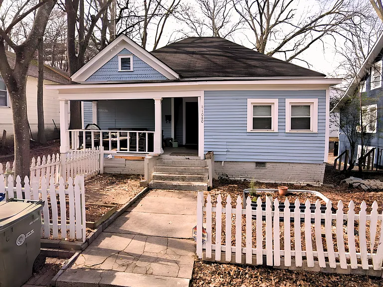 1080 Curran St NW — Photo 22