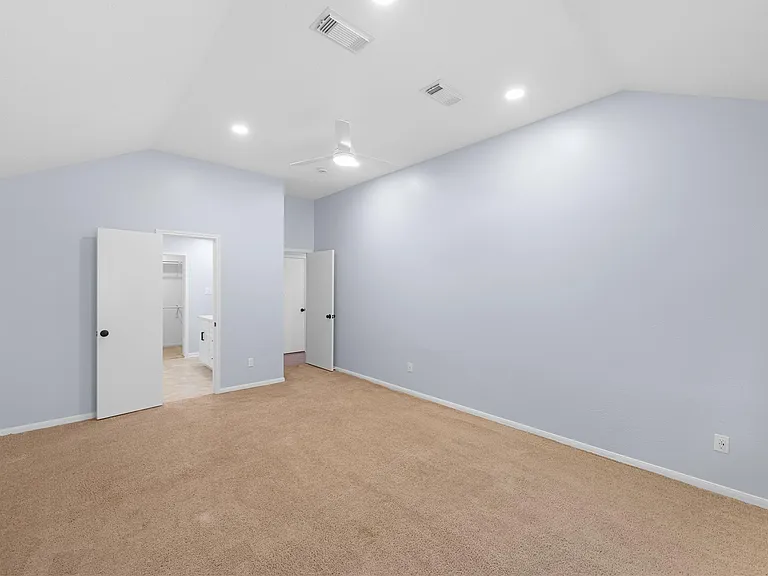 3910 Crystal Pass Ct — Photo 14