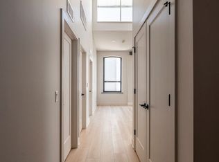 283 S 2nd Street Pike APT 304, Southampton, PA 18966