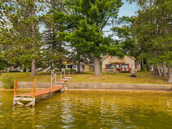 3558 Highland Ave, Gaylord, MI 49735