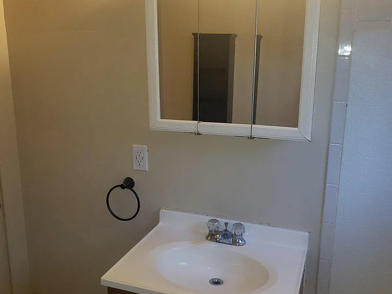 5841 Main St SE — Photo 16
