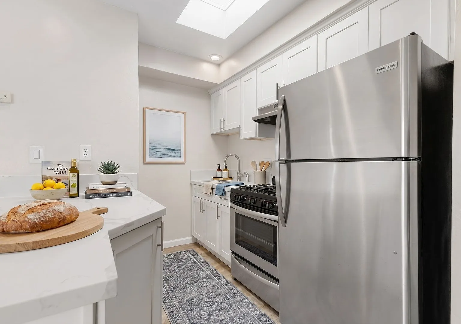 715 Cohasset — Photo 4