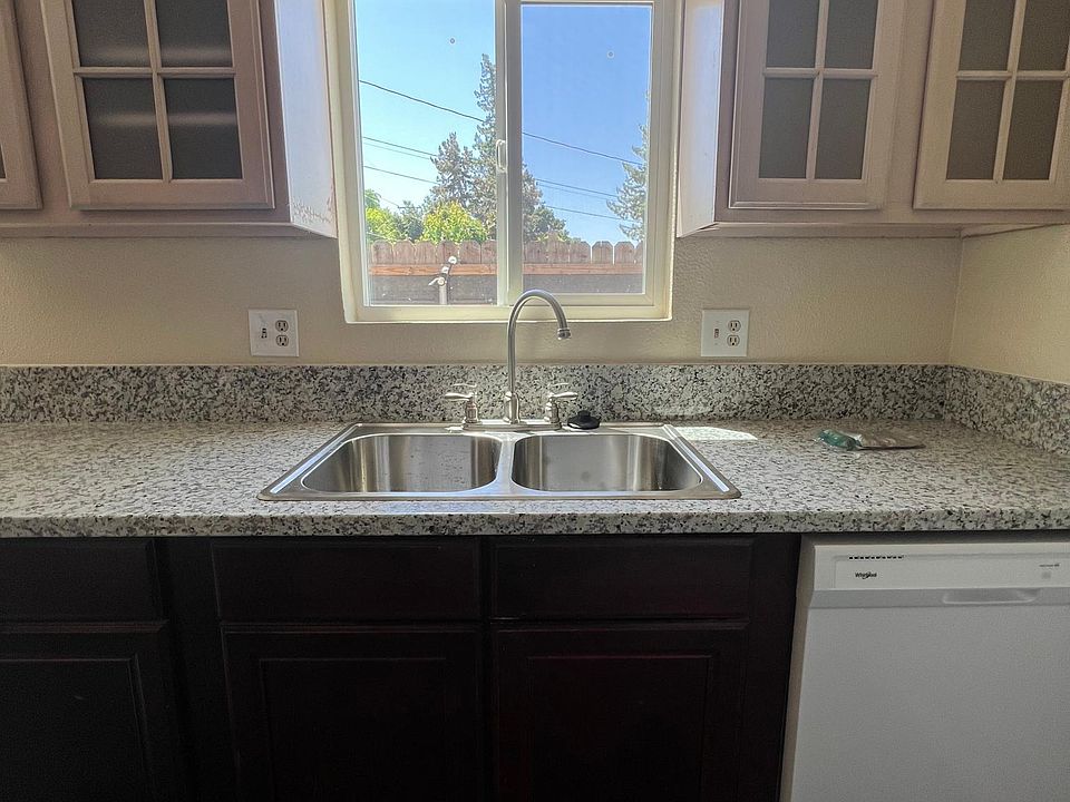 1st image of 802 N Mills Ave #2