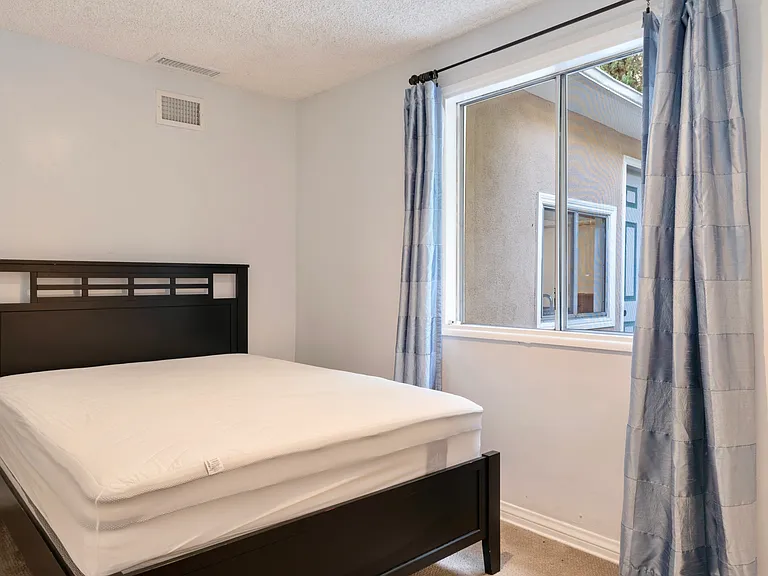 2423 San Pasqual St — Photo 19