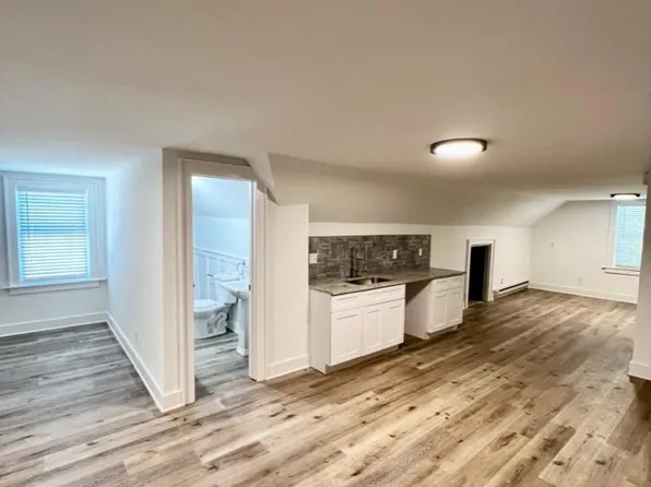 1643 Coventry Rd #3, Cleveland, OH 44118