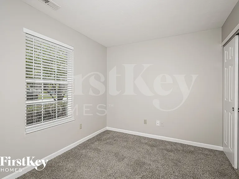 2287 Cedarmill Dr — Photo 15