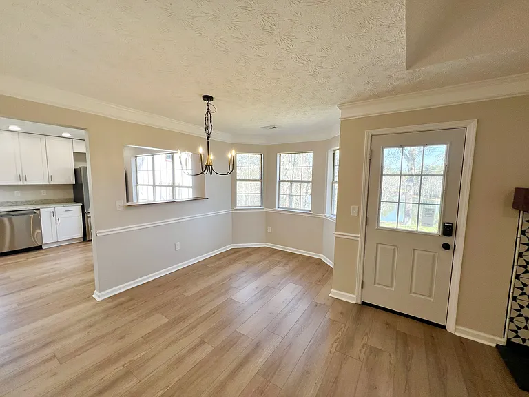 39 Brenda Ellen Dr — Photo 6