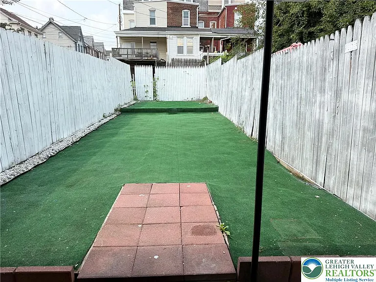 758 Pawnee St — Photo 16
