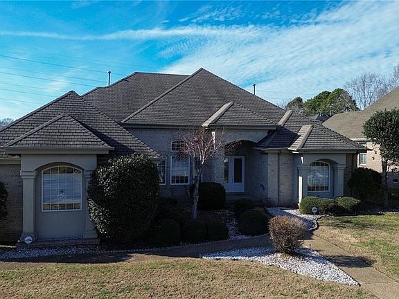 3rd image of 4500 McRae Close