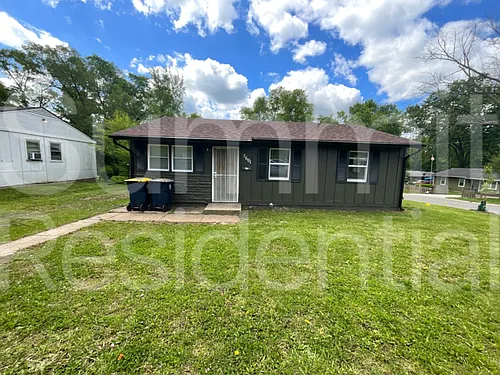 5601 E 39th Ter Photo 1