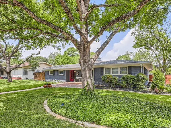 551 Woodcrest Drive, San Antonio, TX 78209