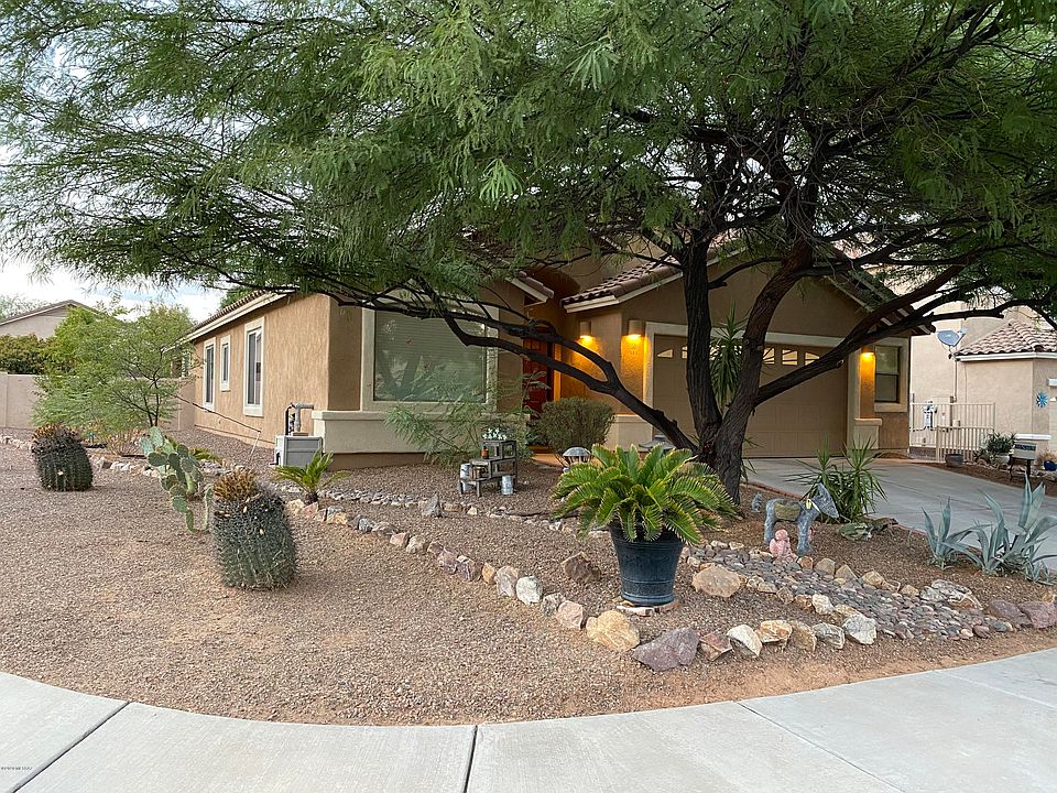 1st image of 584 W Corte Calza