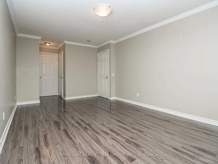 35 Kingsbridge Garden Cir #312 — Photo 20