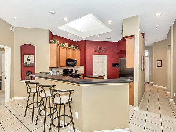 4th image of 2271 Teagle Dr
