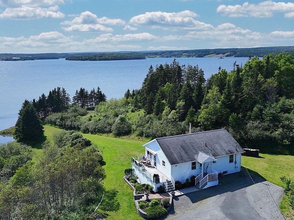 1st image of 217 Corbetts Cove Rd