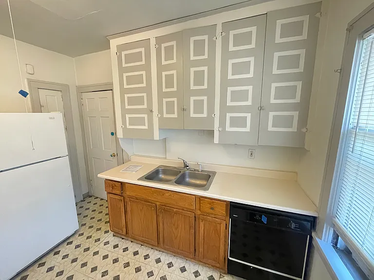 2173 Edgewood Rd #2 — Photo 8