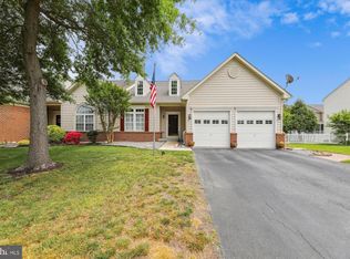 38 Brighton St, Ocean View, DE 19970