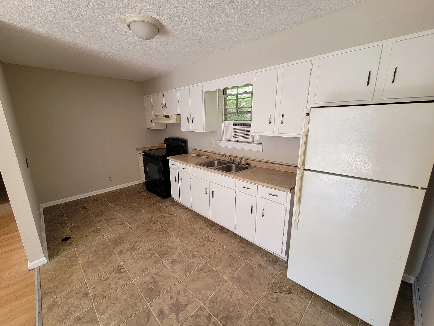29 Richard Rd. - 1 — Photo 4