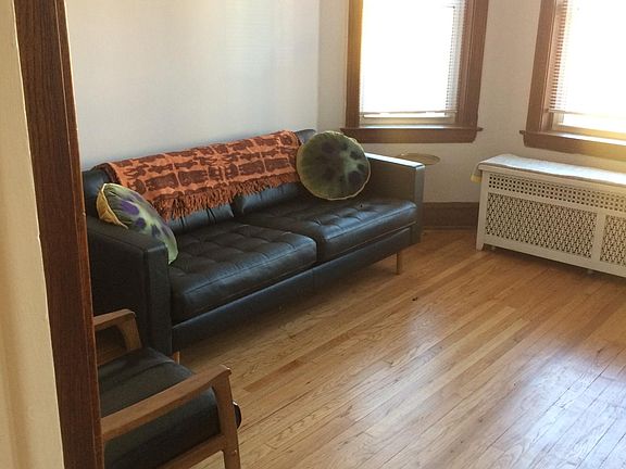 5th image of 2521 W Augusta Blvd #2F