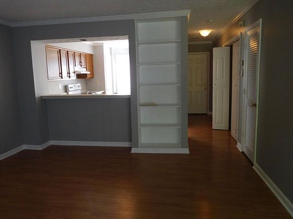 5th image of 445 Claircrest Dr #445