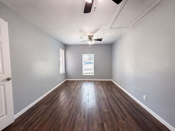 4th image of 1012 Turner St