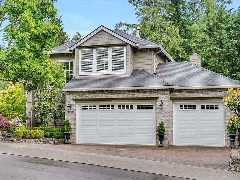 9990 NW Ash St — Photo 1