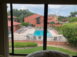 114 Cypress Way E APT D4, Naples, FL 34110