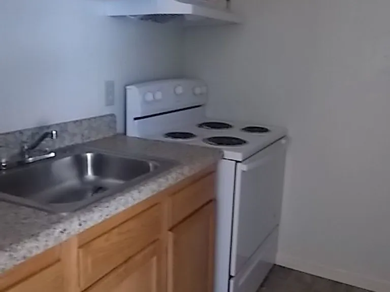 19 Roland Dr #2 — Photo 6