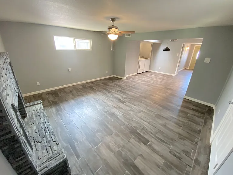 4424 Eleanor Way — Photo 12