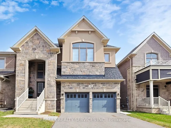 15 Rolling Rock Way, Brampton, ON L6Y 6H3