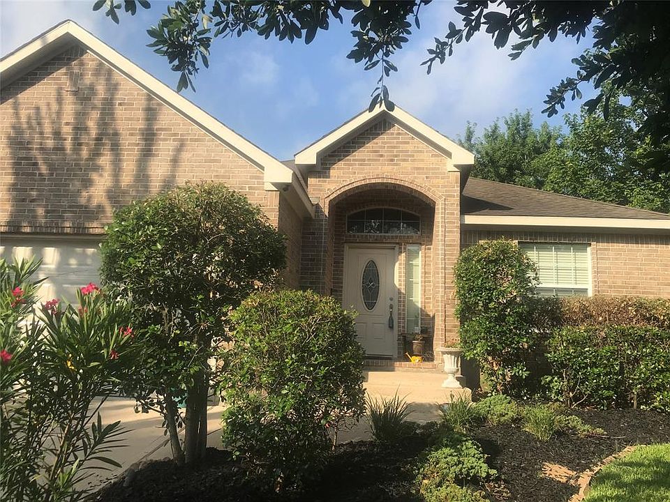 1st image of 13529 Hidden Valley Dr