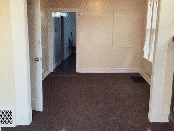 3rd image of 7333 S Eberhart Ave