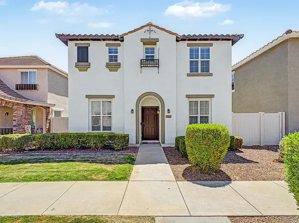 886 S Huish Dr, Gilbert, AZ 85296