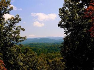 40 Quartz Trl, Hendersonville, NC 28791