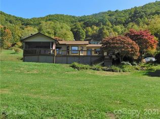 223 Highview Dr, Maggie Valley, NC 28751
