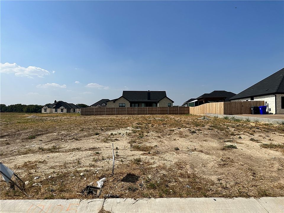 1st image of 10105 Charmwood Dr