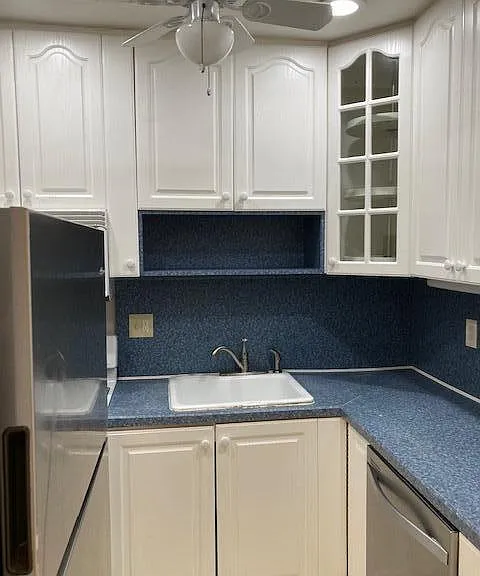 299 SW 7th St #103 — Photo 8