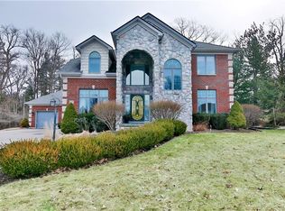 125 Alexander Way, Orchard Park, NY 14127