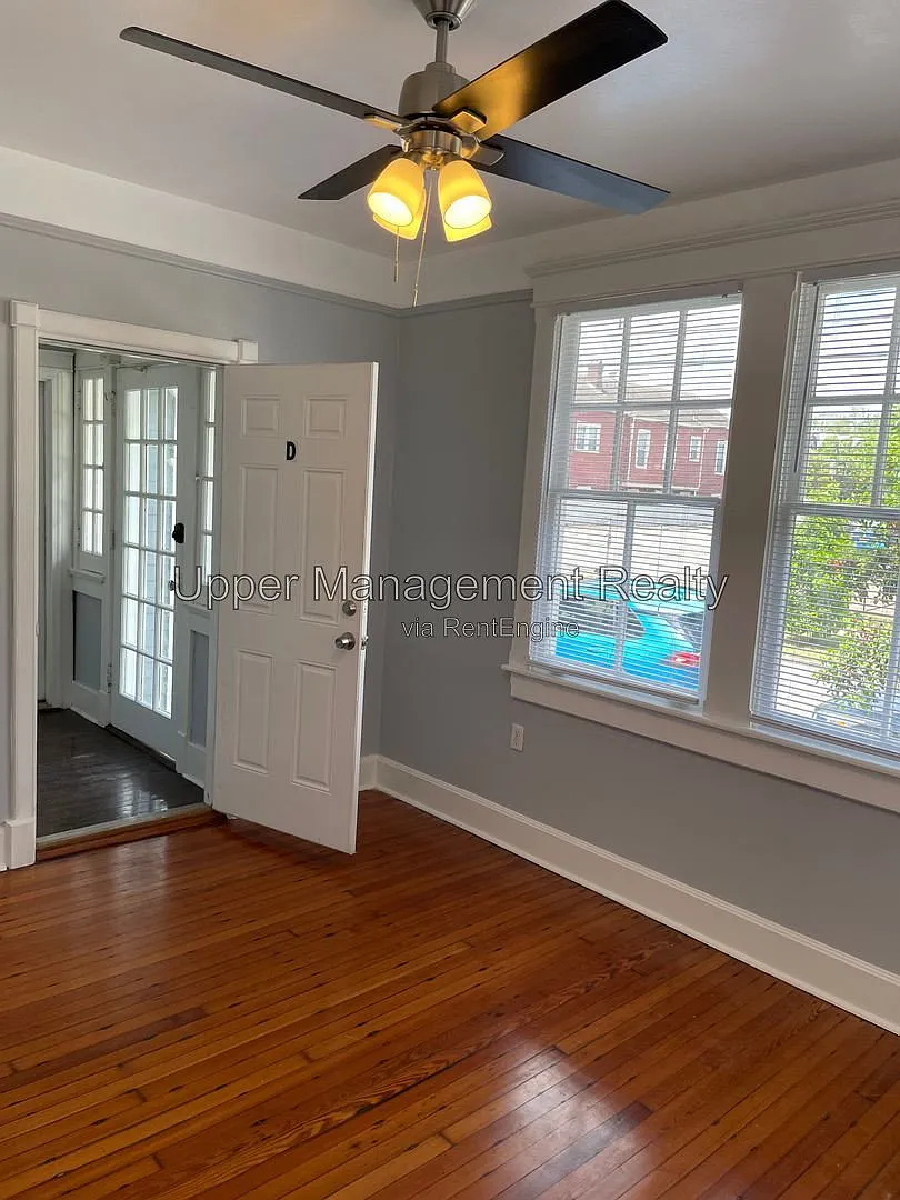 1 bed, 2.0 bath, 600 sqft, $1,300 — Photo 3