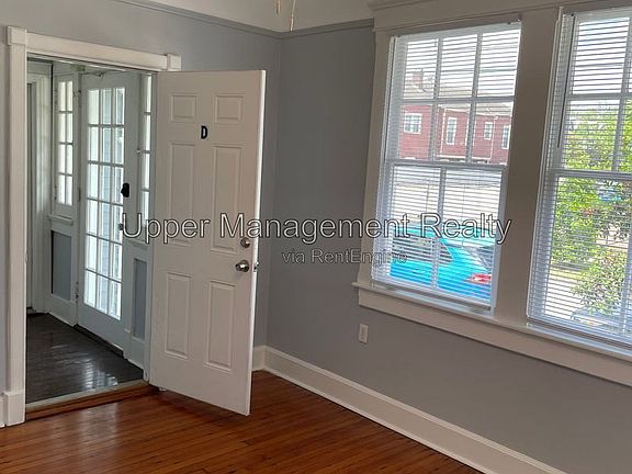 3rd image of 4116 Cleveland Ave