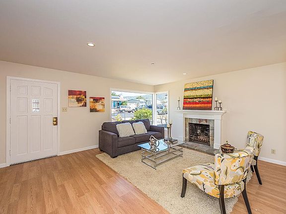 3rd image of 85 Duval Dr