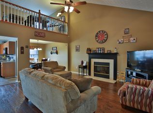 5113 Arbor Oak Ct, Louisville, KY 40229