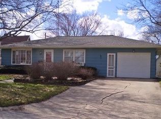 104 3rd St NE, Hampton, IA 50441