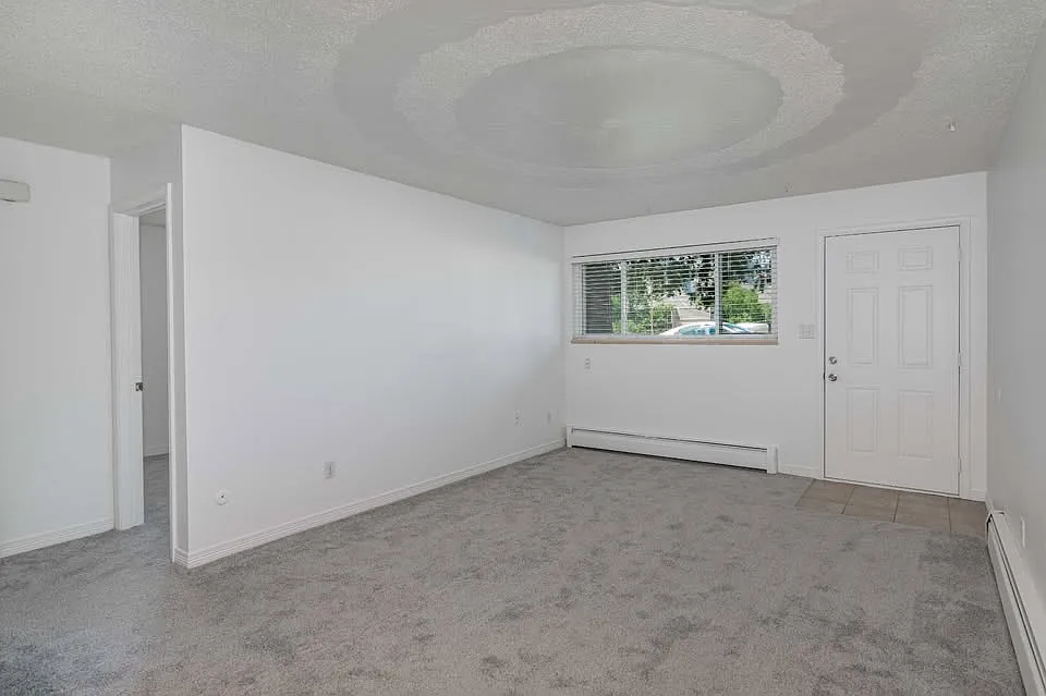 2 bed, 747 sqft, $1,850 — Photo 3